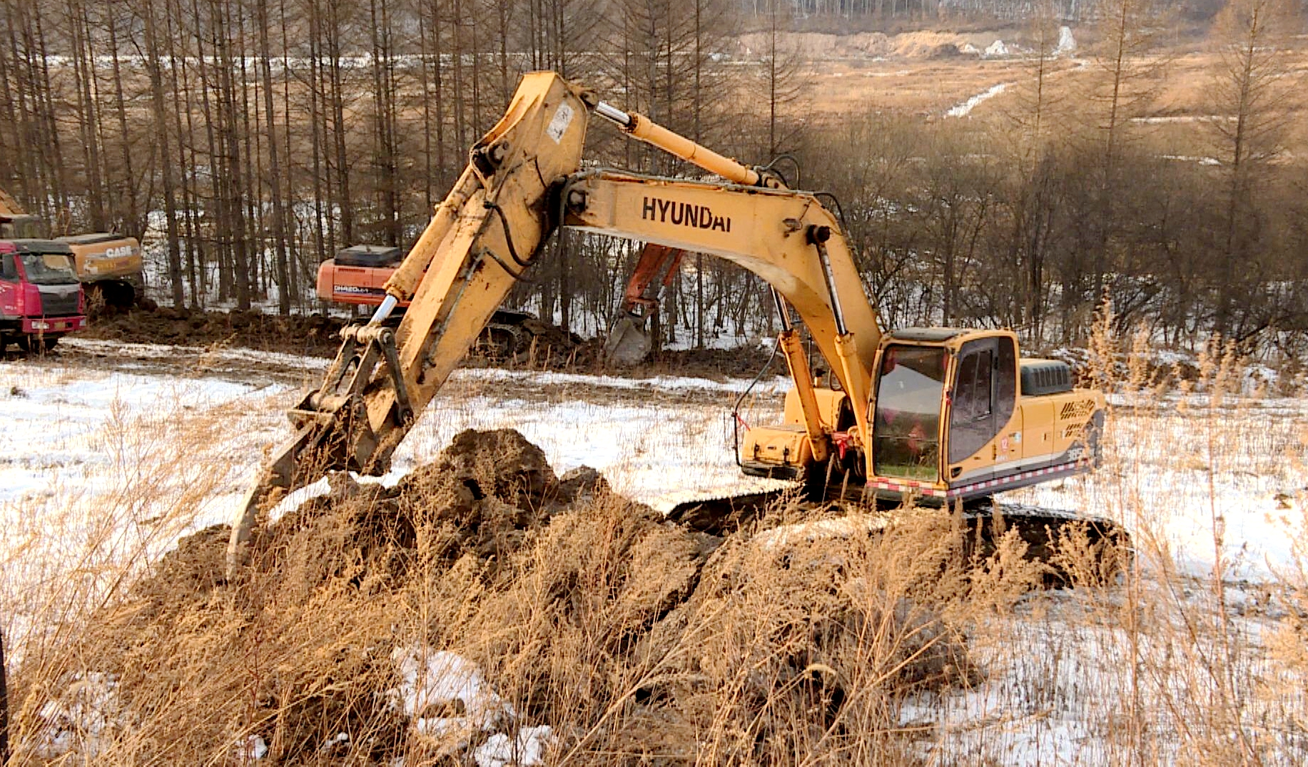 安图县长兴水利枢纽库区表土剥离工程项目即将竣工.jpg 安图县长兴水利枢纽库区表土剥离工程项目即将竣工.jpg