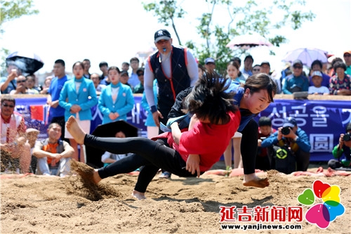 比赛精彩瞬间 金洪石 摄6.jpg